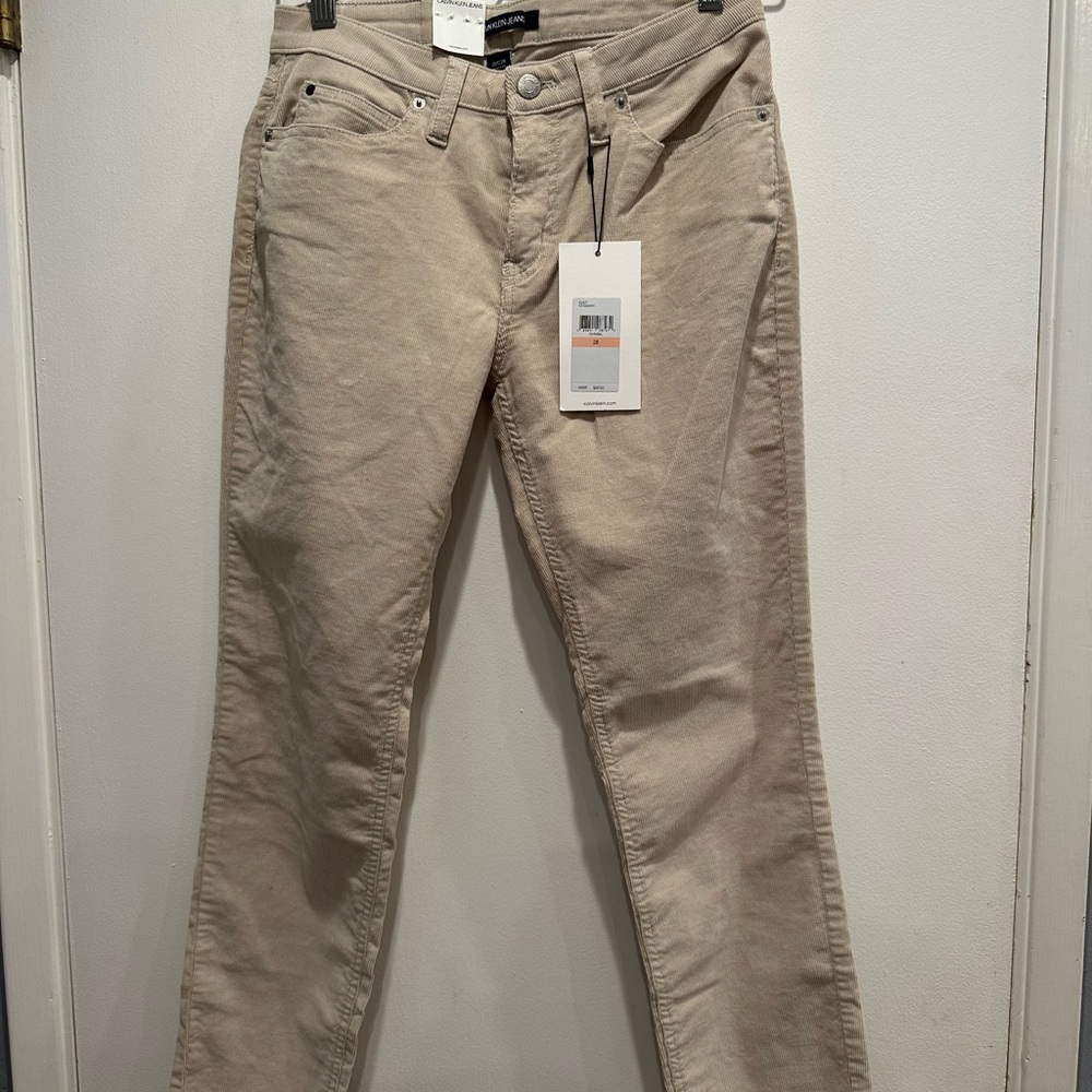 NWT Calvin Klein Jeans Corduroy Khakis Size 28